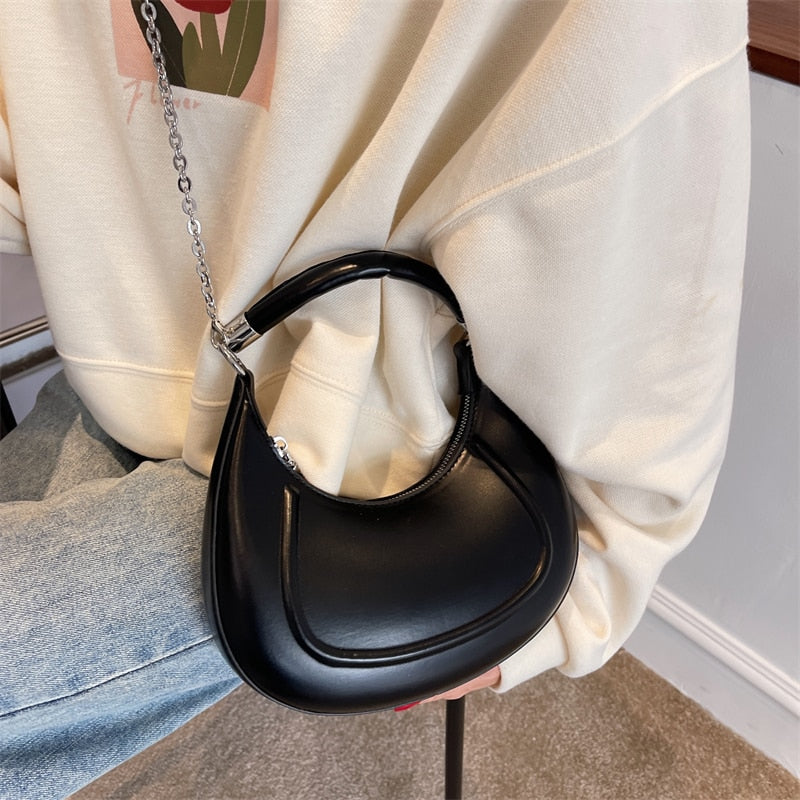 Elegantly Styled Bag for Everyday Wear