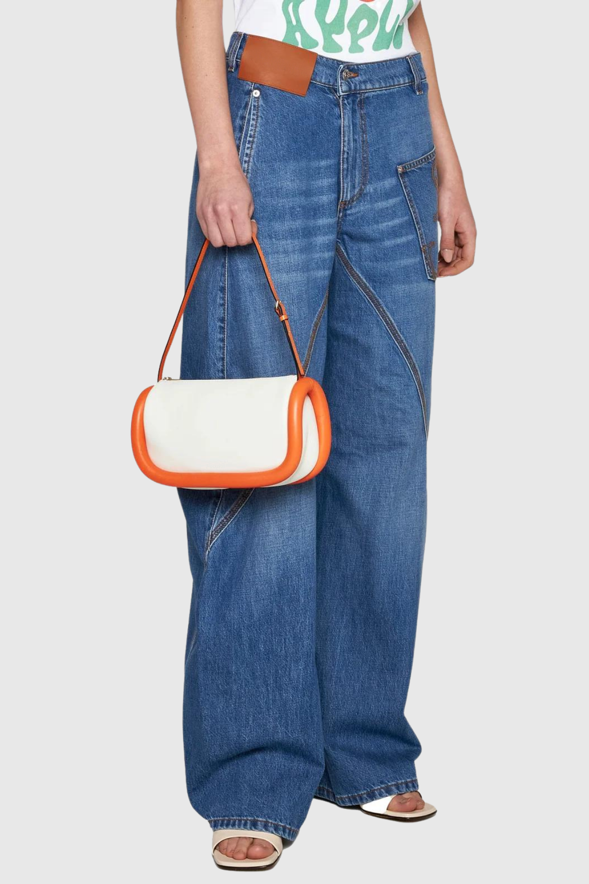Gracefully Styled Garment for Any Occasion