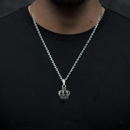 Beautifully Finished Garment in a Timeless Design