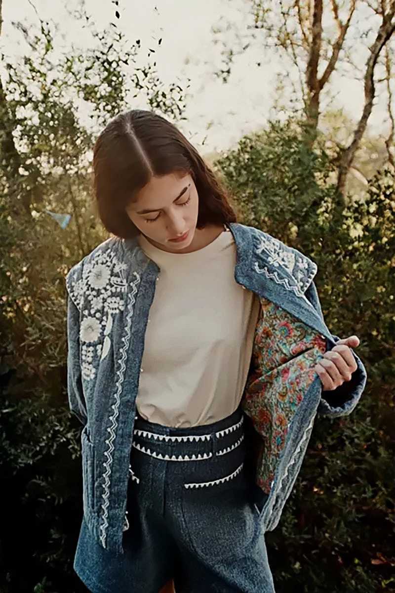 Classic Vintage Jacket with a Flattering Fit