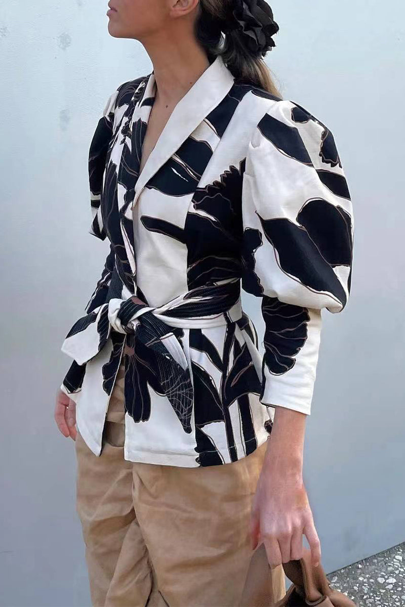 Beautifully Finished Top in a Timeless Design