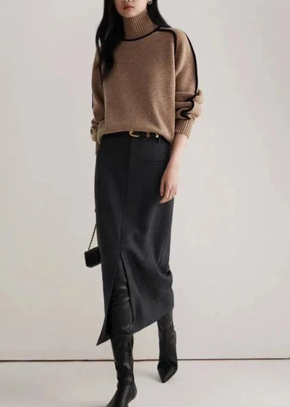 Effortlessly Elegant Sweater with a Timeless Design