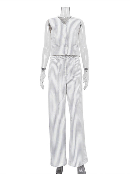 Polished Pants with an Effortless Classic Look