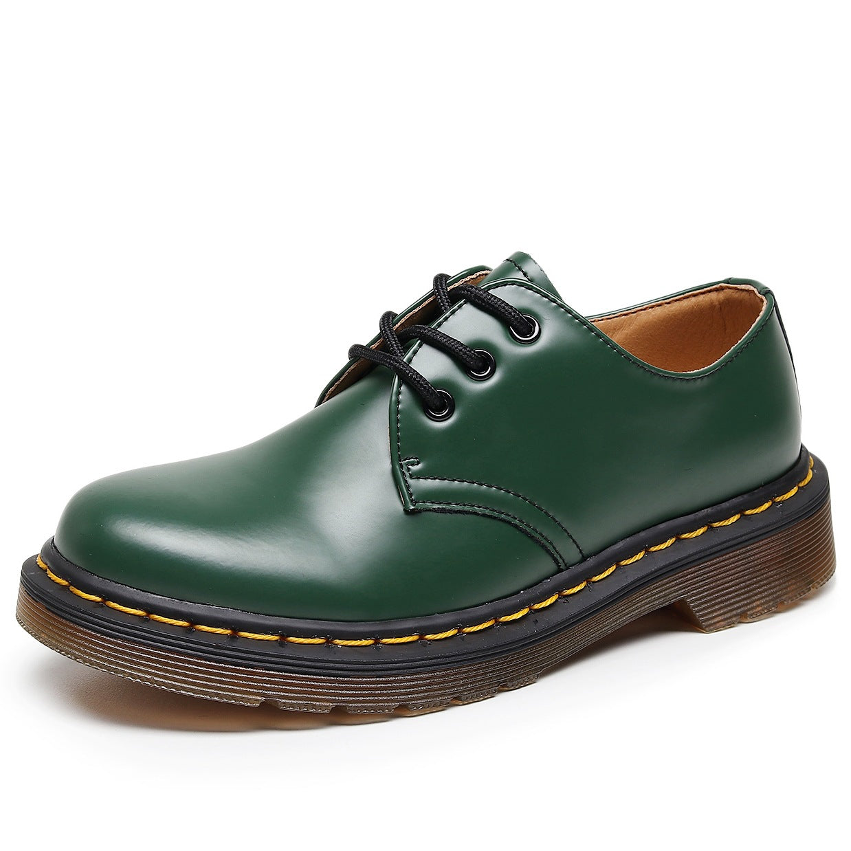 Well Tailored Boots with a Graceful Silhouette
