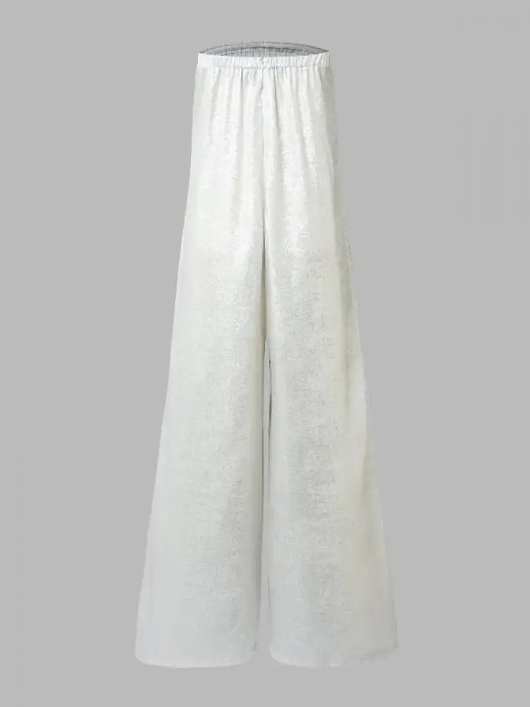 Gracefully Styled Garment for Any Occasion