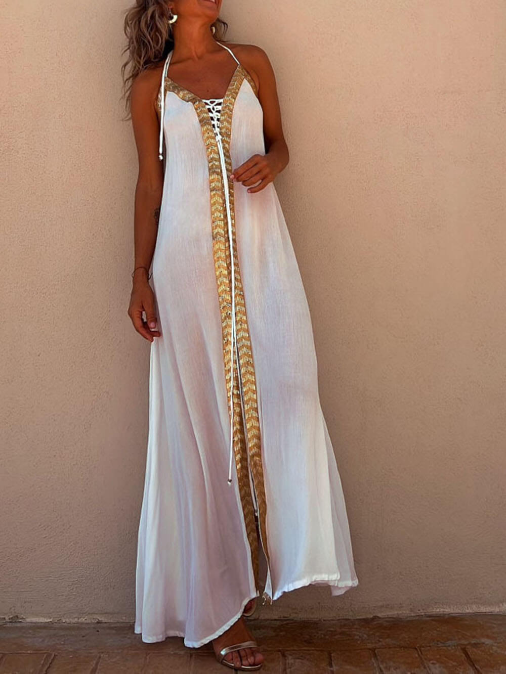 Sophisticated Dress with a Clean Classic Look