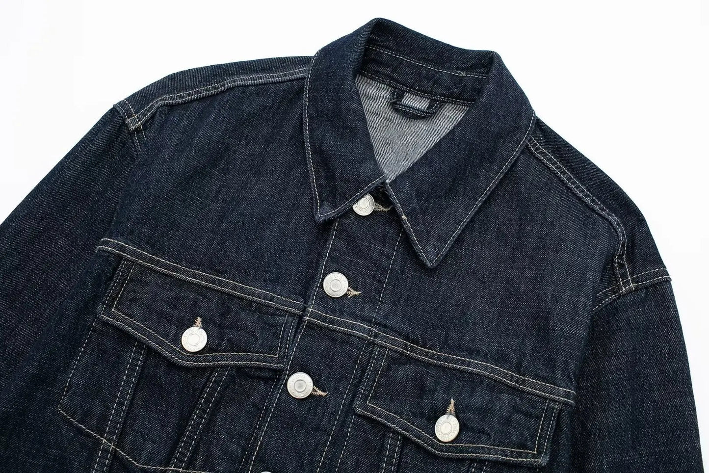 Beautifully Finished Jacket in a Timeless Design