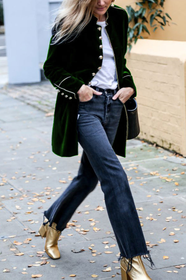 Elegantly Styled Coat for Everyday Wear