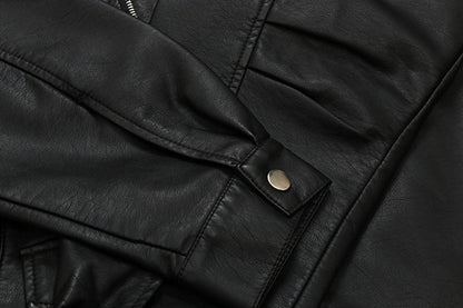 Effortlessly Elegant Jacket with a Timeless Design