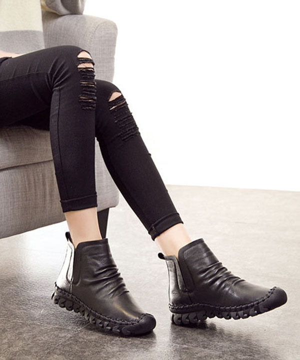 Beautifully Finished Boots in a Timeless Design