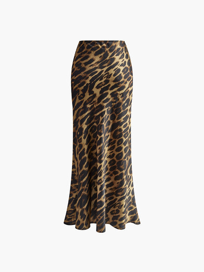 Classic Vintage Garment with a Flattering Fit