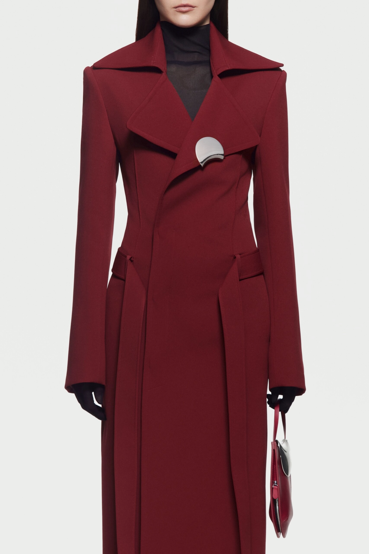 Well Tailored Coat with a Graceful Silhouette