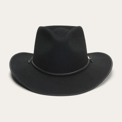 Gracefully Styled Garment for Any Occasion