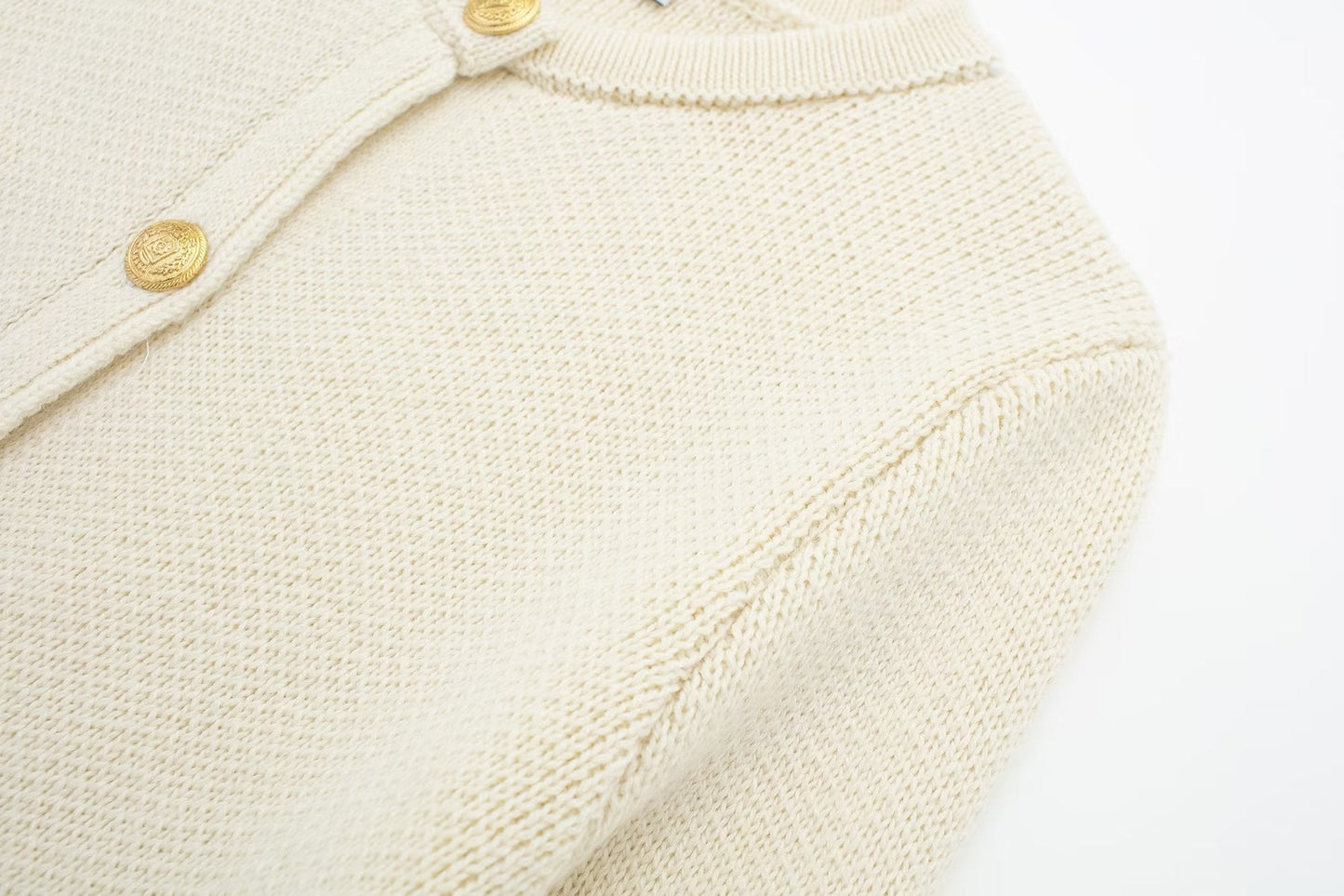 Beautifully Finished Coat in a Timeless Design