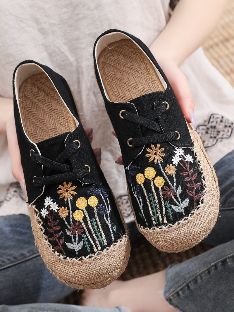 Polished Shoes with an Effortless Classic Look