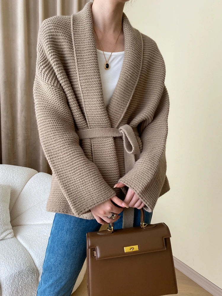 Gracefully Styled Cardigan for Any Occasion
