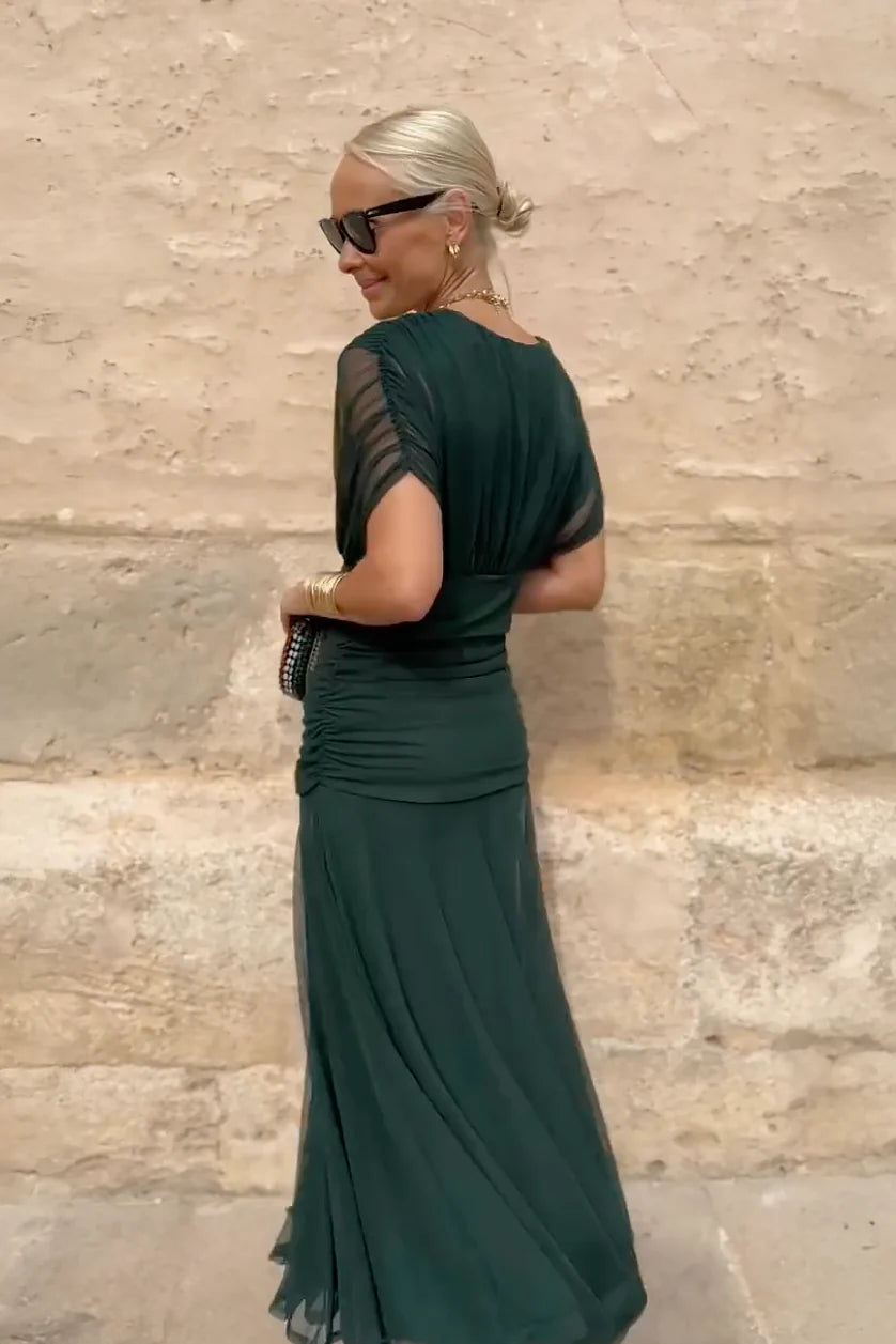 Sophisticated Dress with a Clean Classic Look