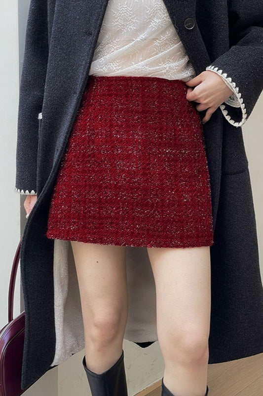 Gracefully Styled Garment for Any Occasion