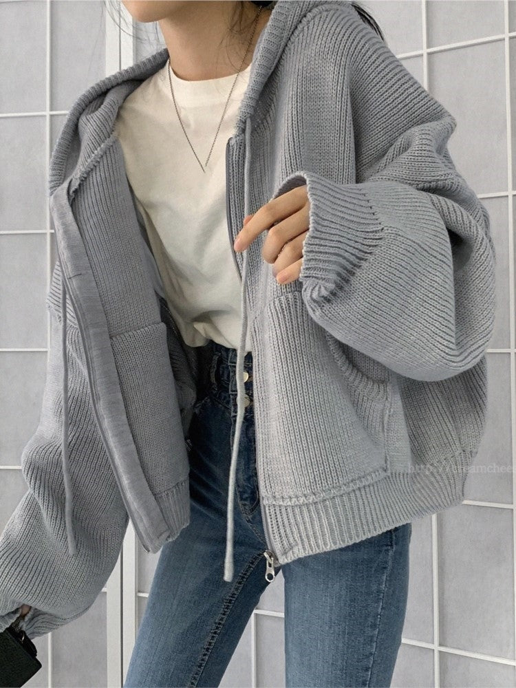 Classic Vintage & Enduringly Stylish Cardigan