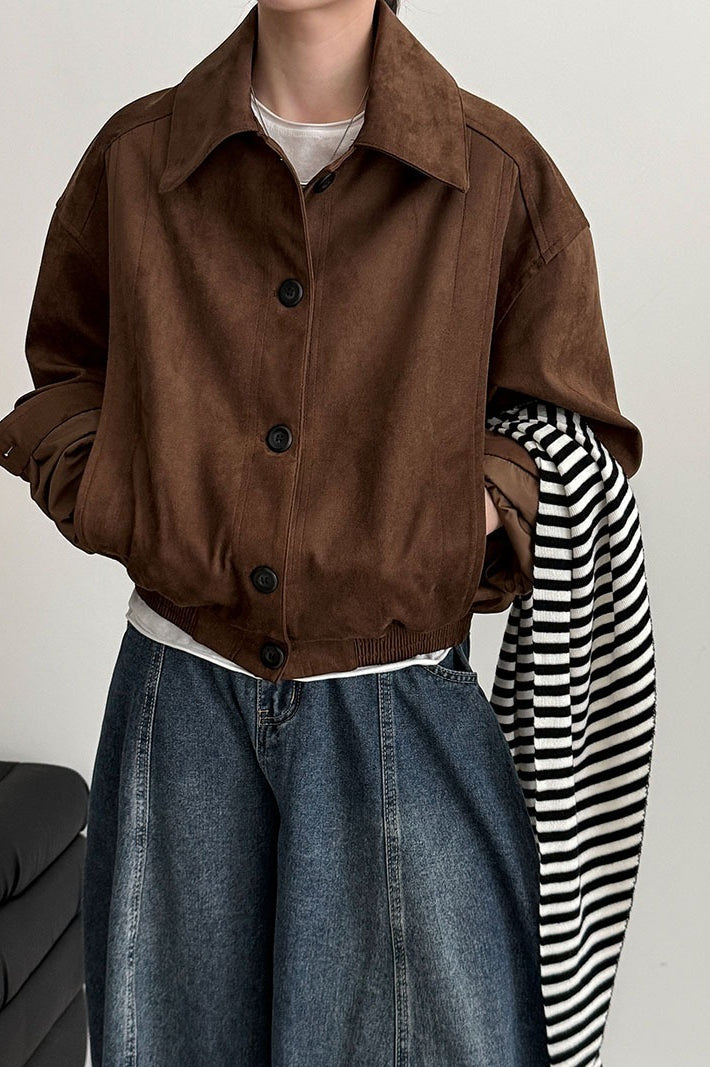 Gracefully Styled Jacket for Any Occasion