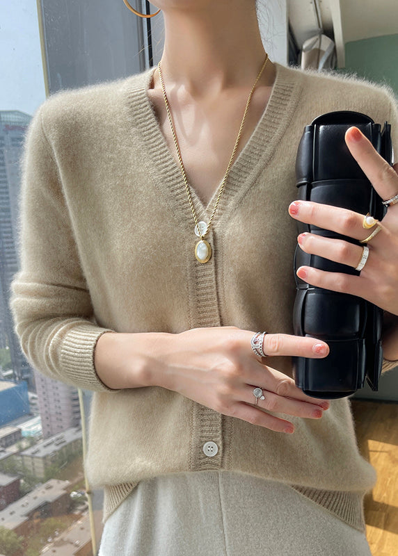 Classic Vintage Cardigan with a Flattering Fit