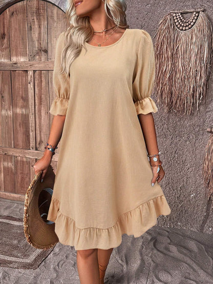 Well Tailored Dress with a Graceful Silhouette