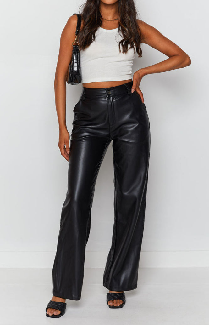 Beautifully Finished Pants in a Timeless Design
