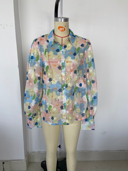 Classic Vintage Shirt with a Flattering Fit