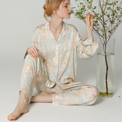 Classic Vintage Cardigan with a Flattering Fit