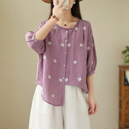 Effortlessly Elegant Blouse with a Timeless Design