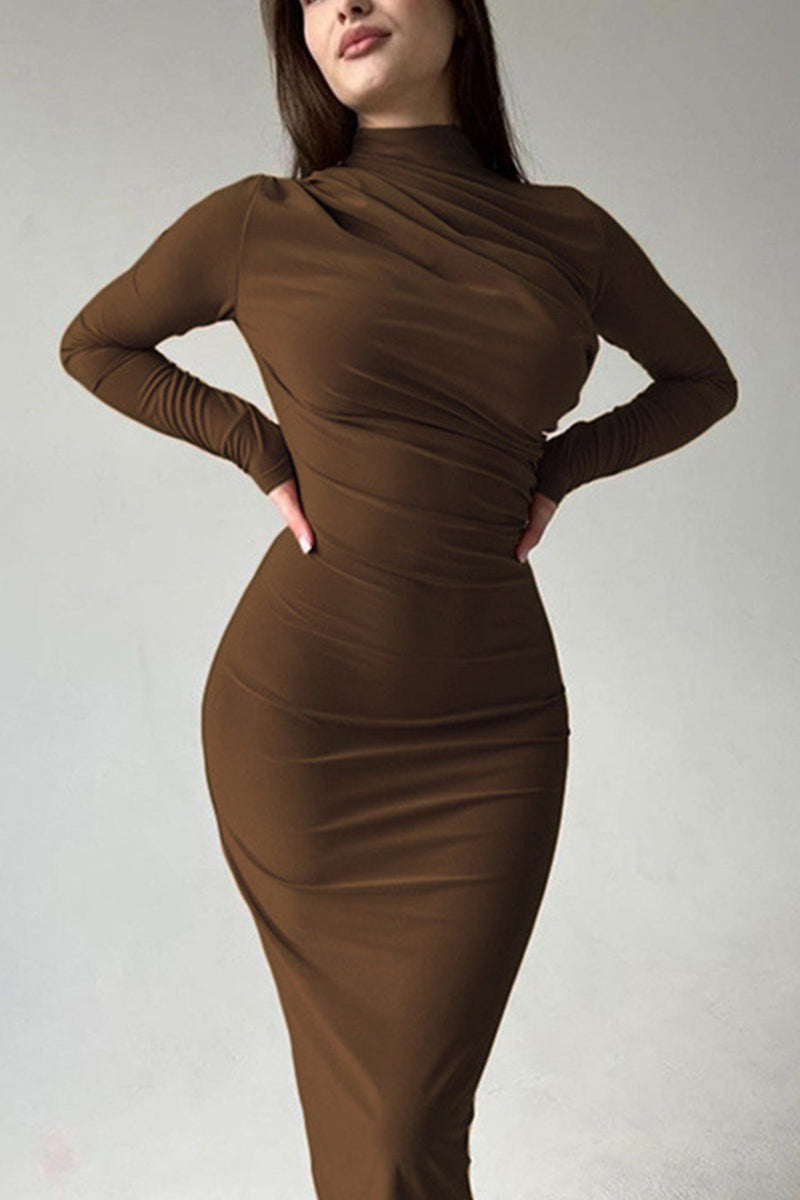 Gracefully Styled Dress for Any Occasion