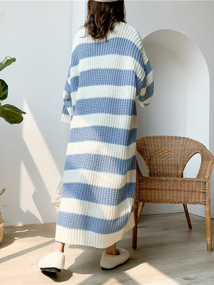 Well Tailored Sweater with a Graceful Silhouette