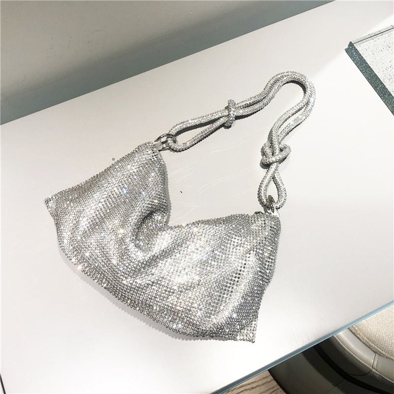 Effortlessly Elegant Bag with a Timeless Design