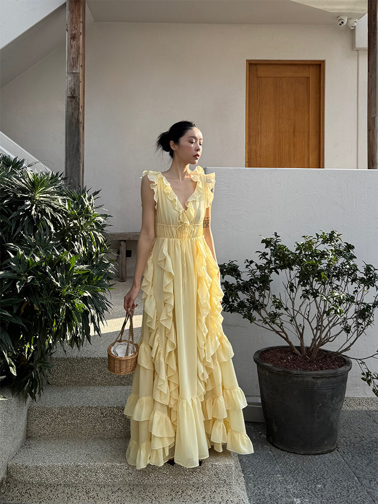 A Vintage Style Dress with Delicate Timeless Details