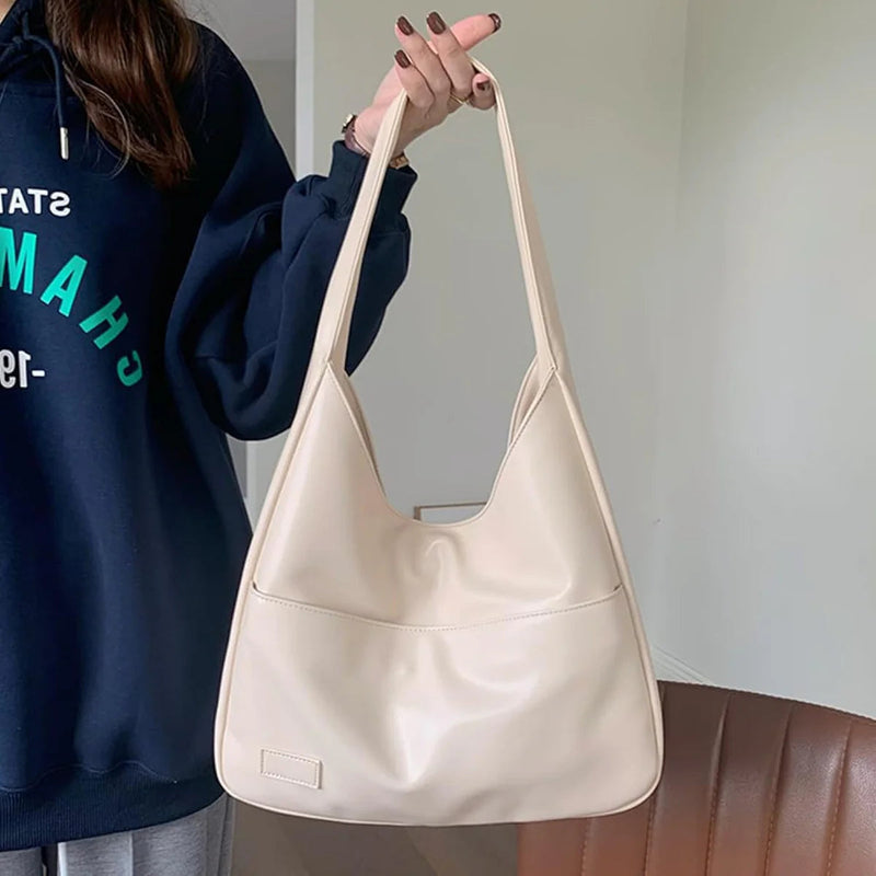 Beautifully Finished Bag in a Timeless Design