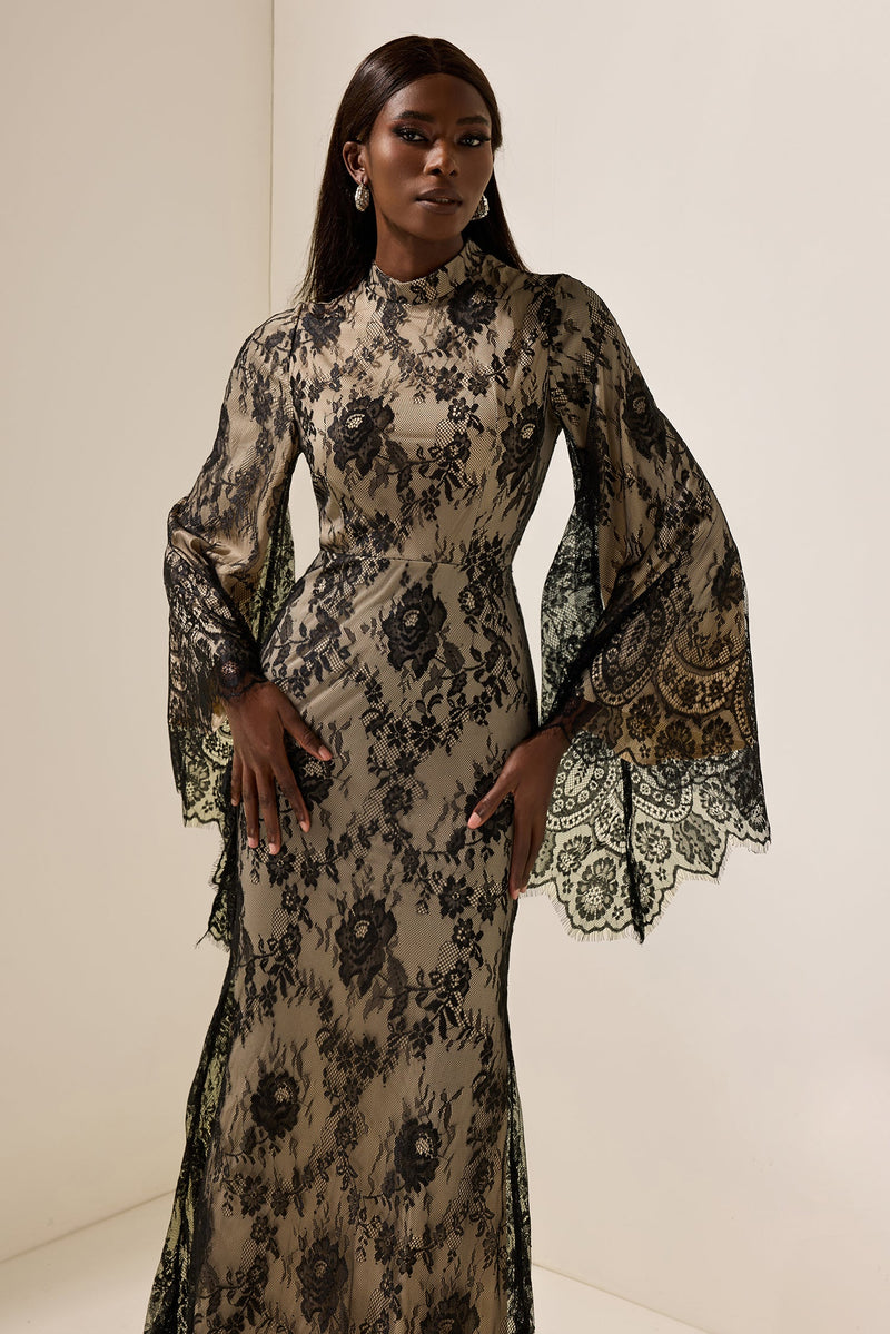 Classic Vintage Dress with a Flattering Fit