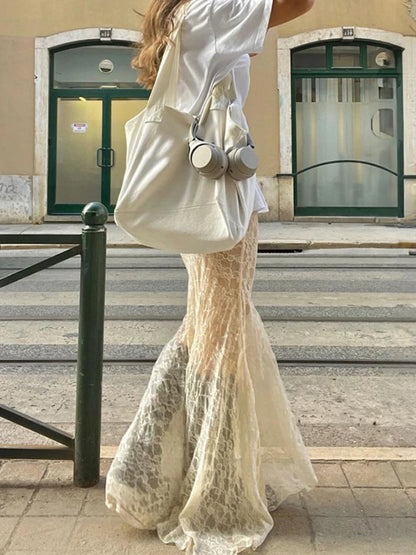 Beautifully Finished Garment in a Timeless Design