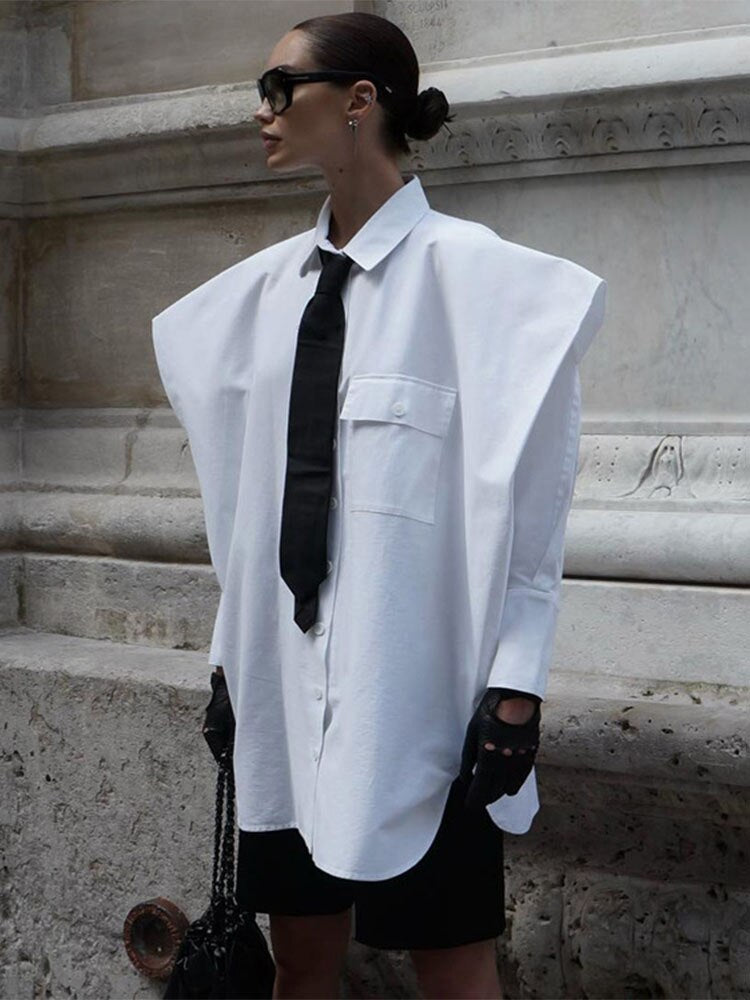 Elegantly Styled Blouse for Everyday Wear