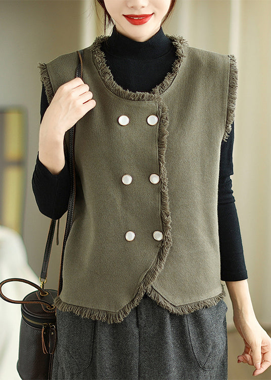Effortlessly Elegant Top with a Timeless Design