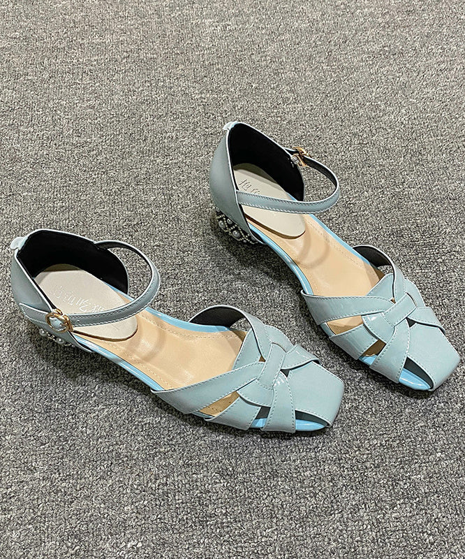 Polished Sandals with an Effortless Classic Look