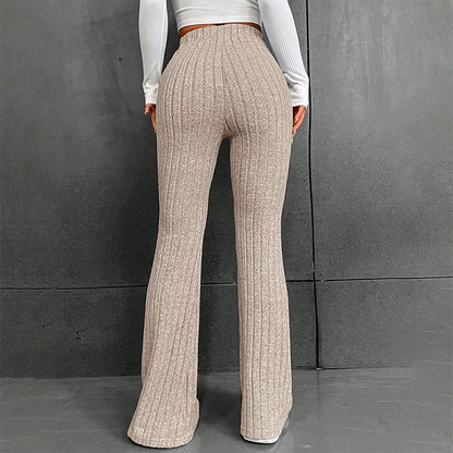 Classic Vintage Pants with a Flattering Fit