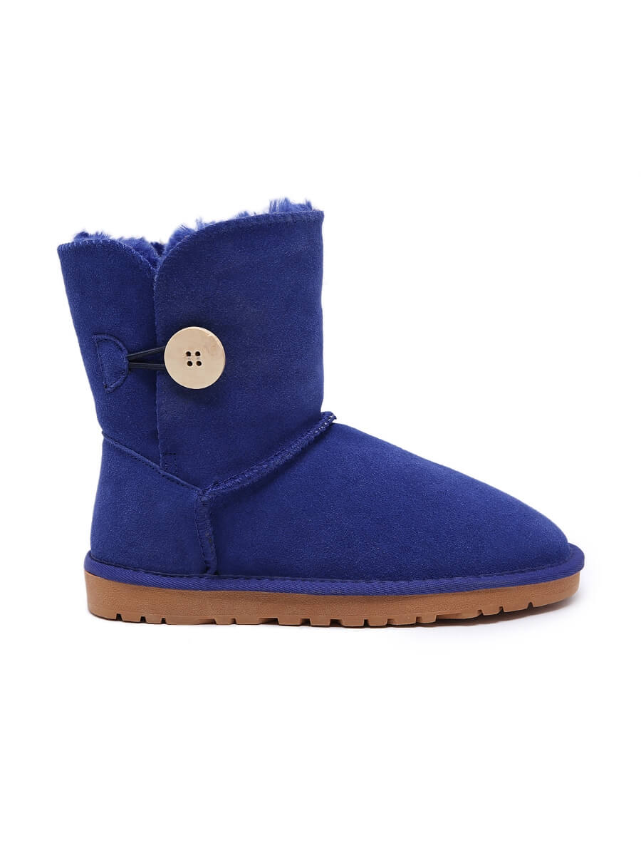 Polished Boots with an Effortless Classic Look