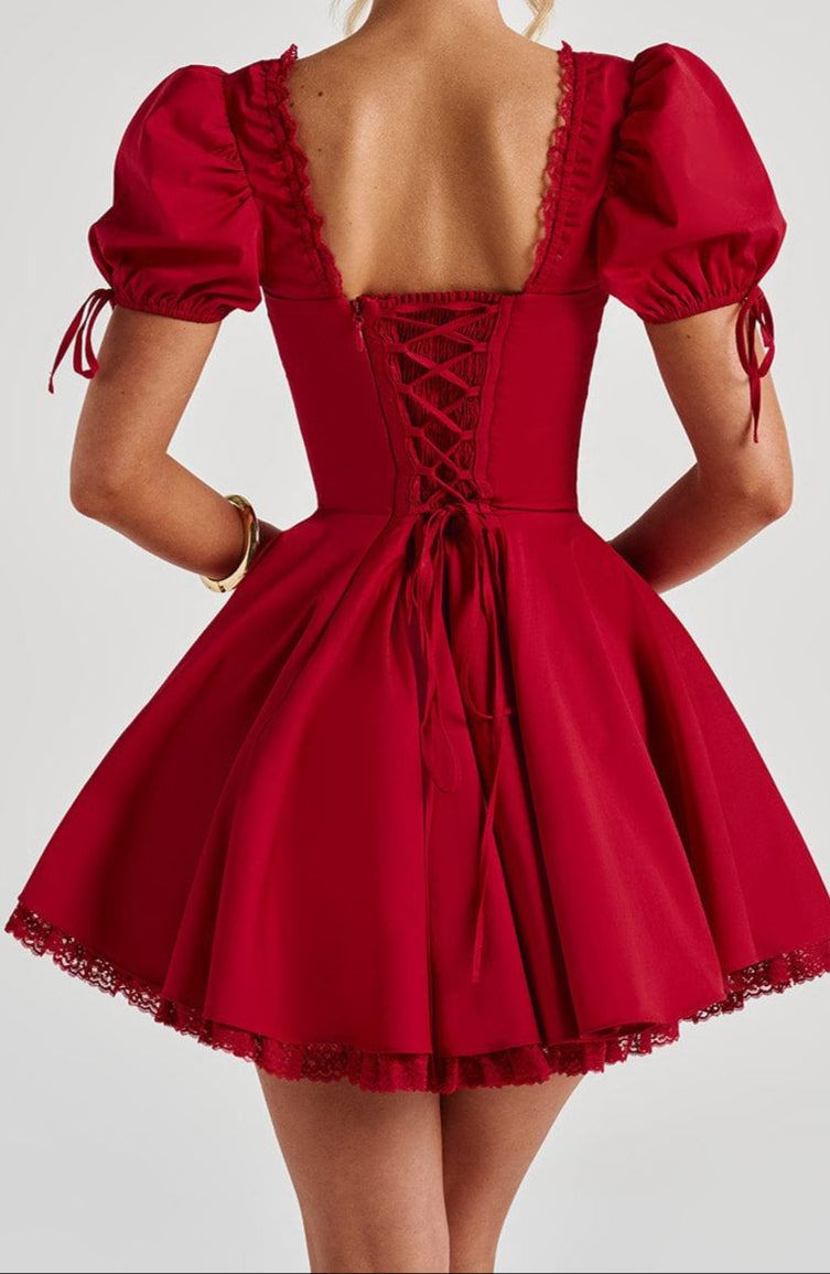 Classic Vintage Dress with a Flattering Fit