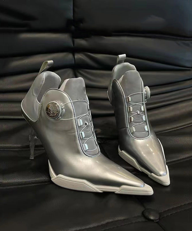 Gracefully Styled Boots for Any Occasion