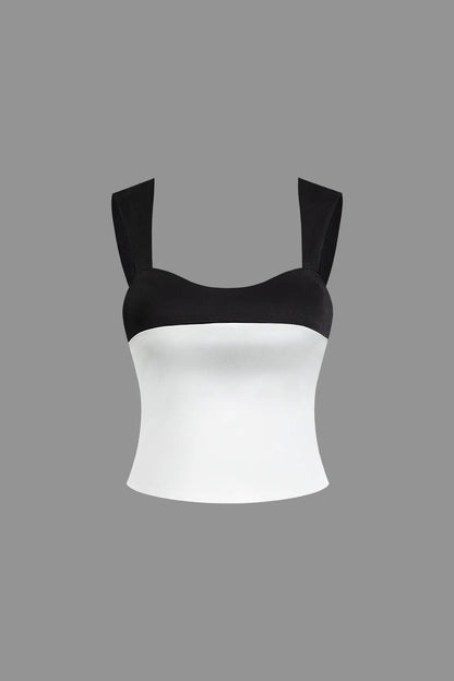 Effortlessly Elegant Top with a Timeless Design