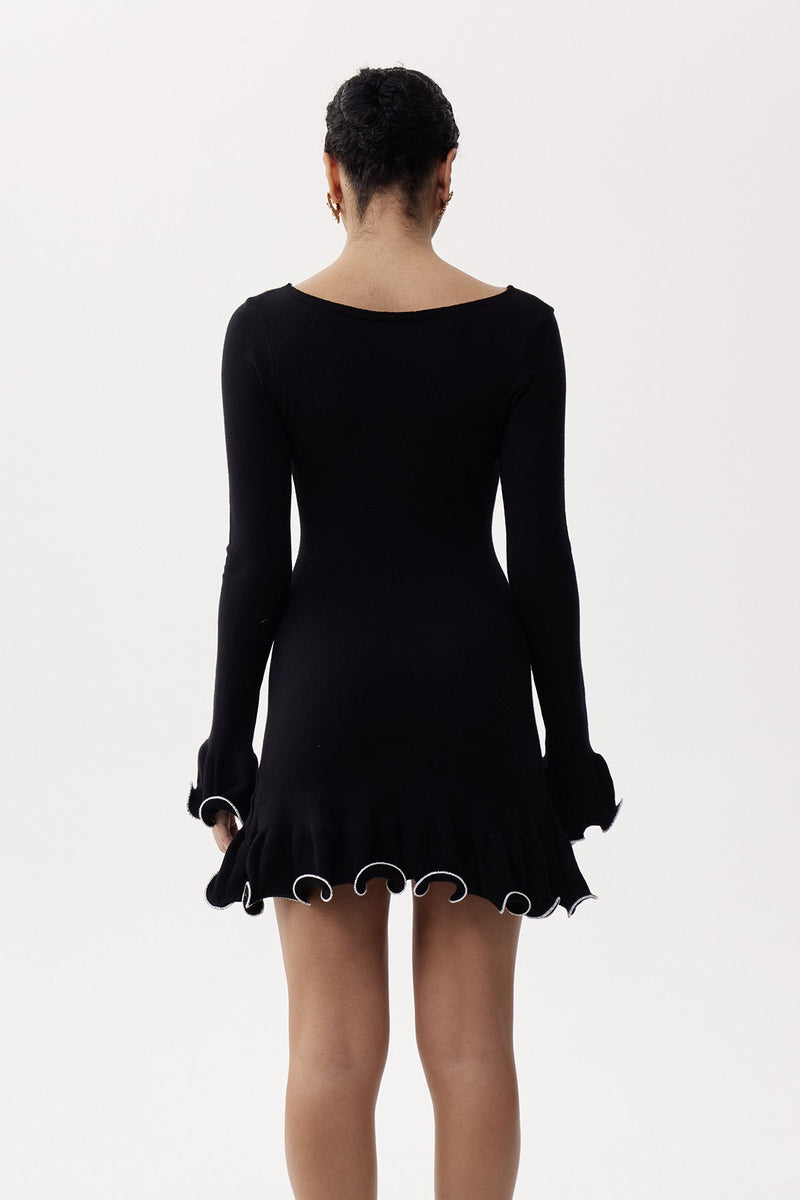 Polished Dress with an Effortless Classic Look