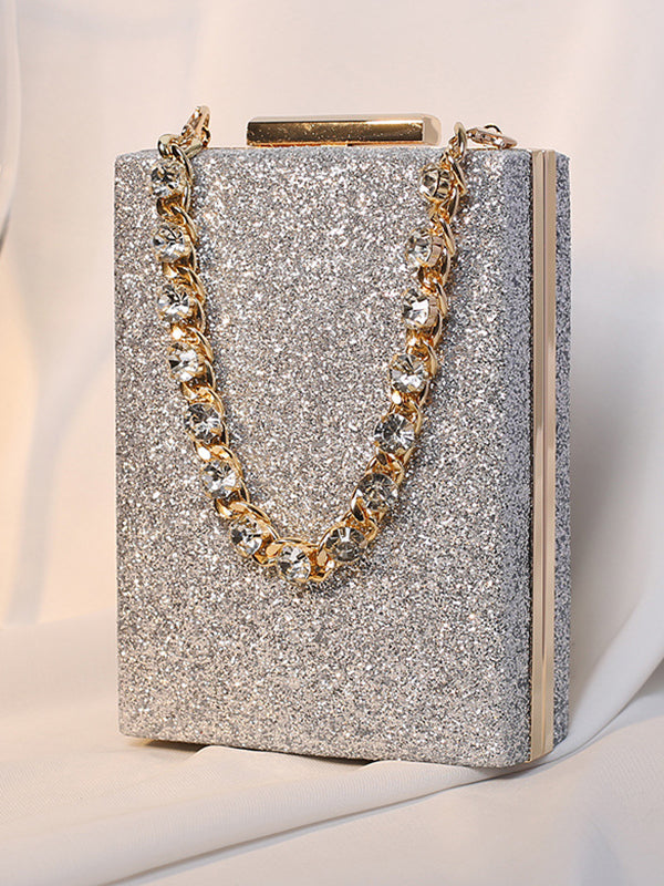 Well Tailored Bag with a Graceful Silhouette