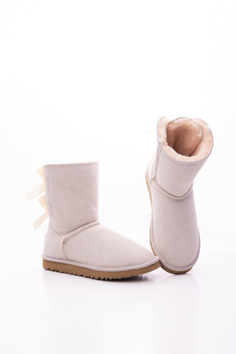 Gracefully Styled Boots for Any Occasion