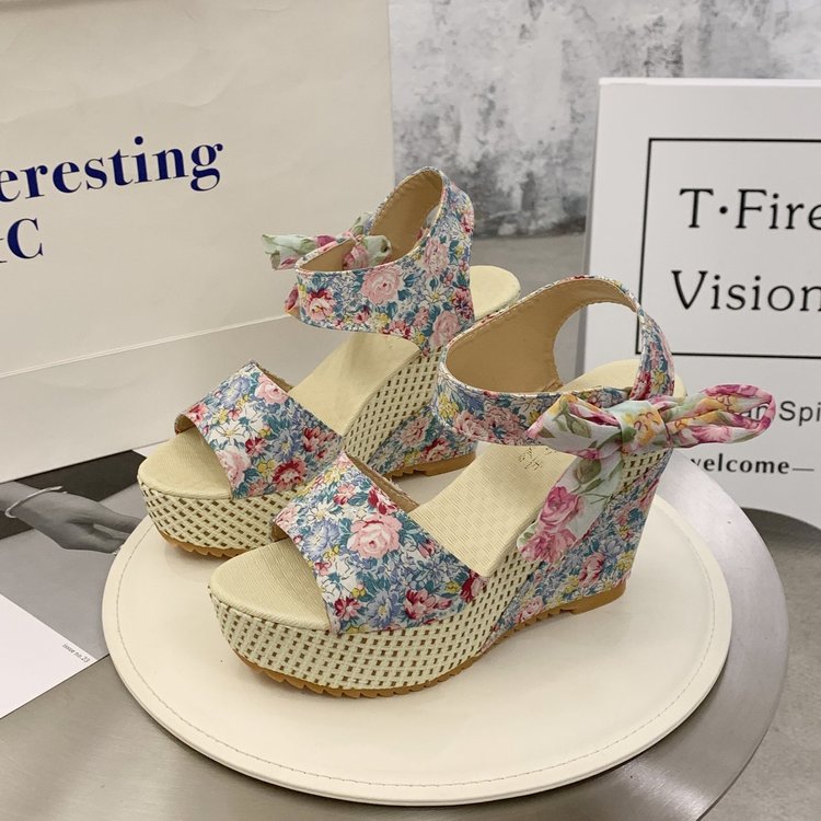 Vintage Inspired Heels with a Contemporary Edge
