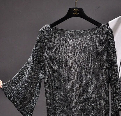 Well Tailored Sweater with a Graceful Silhouette